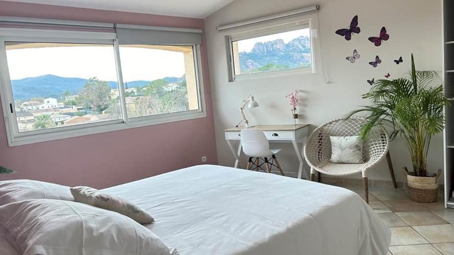 Gîte des Figuiers Roquebrune-sur Argens Extérieur photo